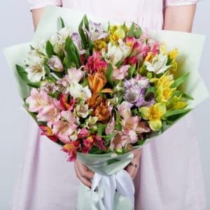 Buchet 21 astromelia multicolor – Florărie Focșani, Livrare flori Focșani