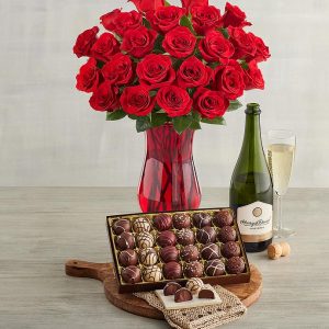Cadou Valentine’s Day cu buchet 21 trandafiri, ciocolată și spumant