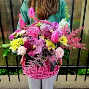 coș floral premium colorat livrare Focșani