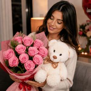 Buchet 11 trandafiri roz cu ursuleț de pluș în Focșani